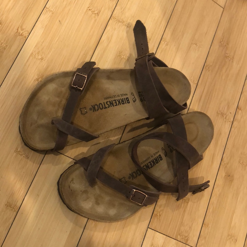 Birkenstock ‘Yara’ Sandal